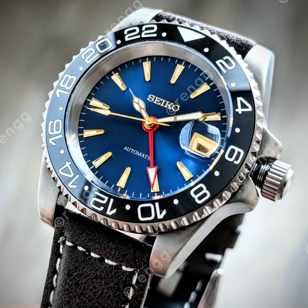 SOLID TITANIUM Automatic GMT Sub Diver Premium Bl… - image 1